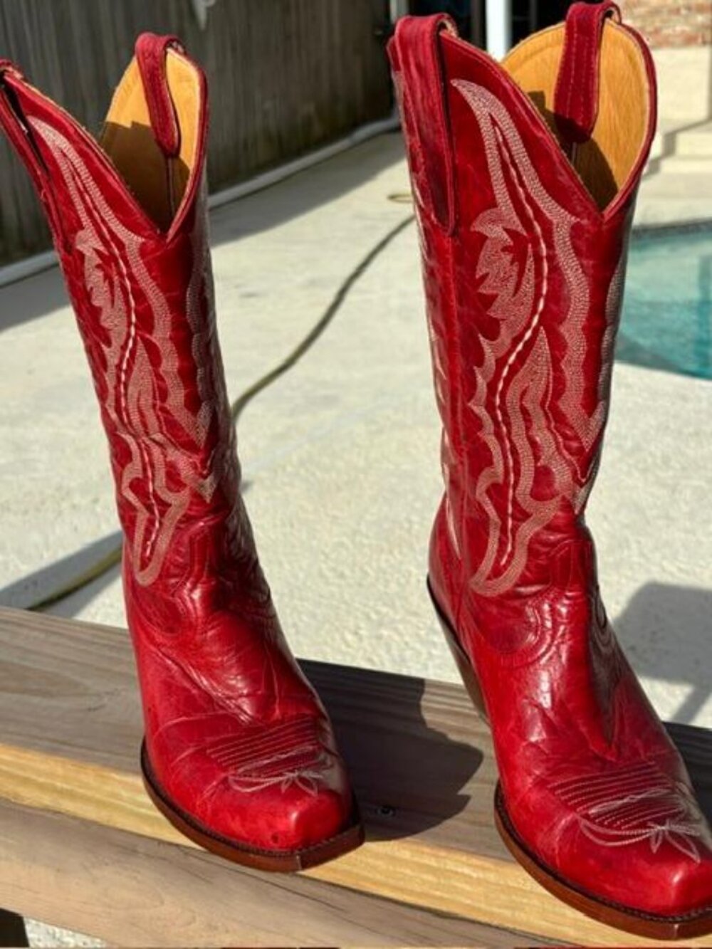 Old Gringo Red leather cowboy boots 9.5 B